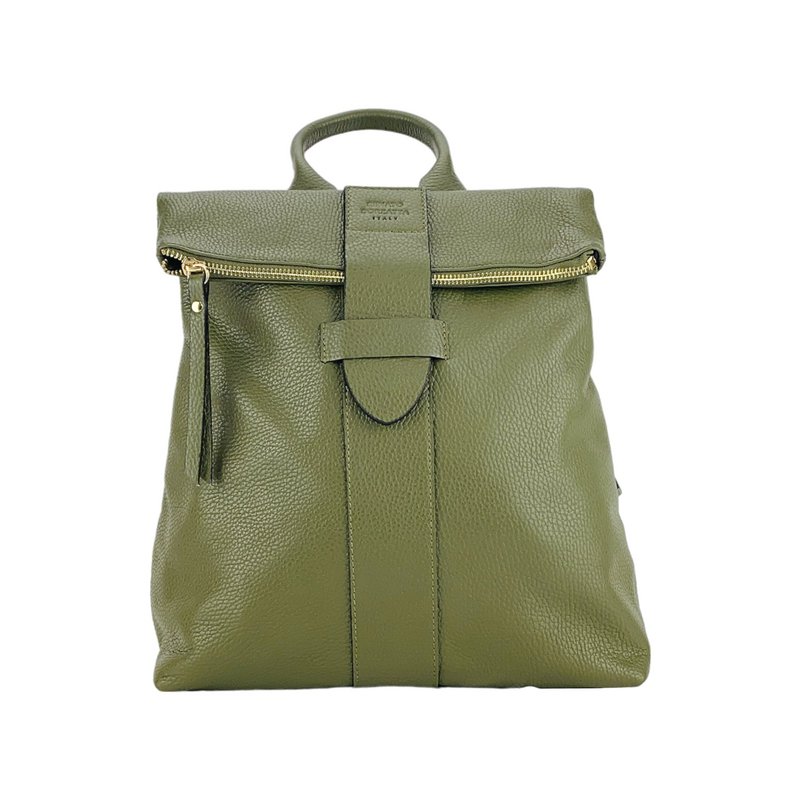 RB1021E | Soft women's backpack in genuine leather Made in Italy with adjustable shoulder straps. Zipper and accessories in shiny gold metal - Green color - Dimensions: 30 x 34 x 10.5 cm