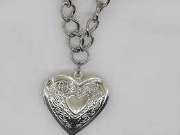 #112 Vintage medaillon parel ketting met labradoriet edelsteen