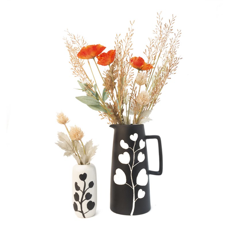 BLACK CERAMIC VASE WITH HANDLE HF