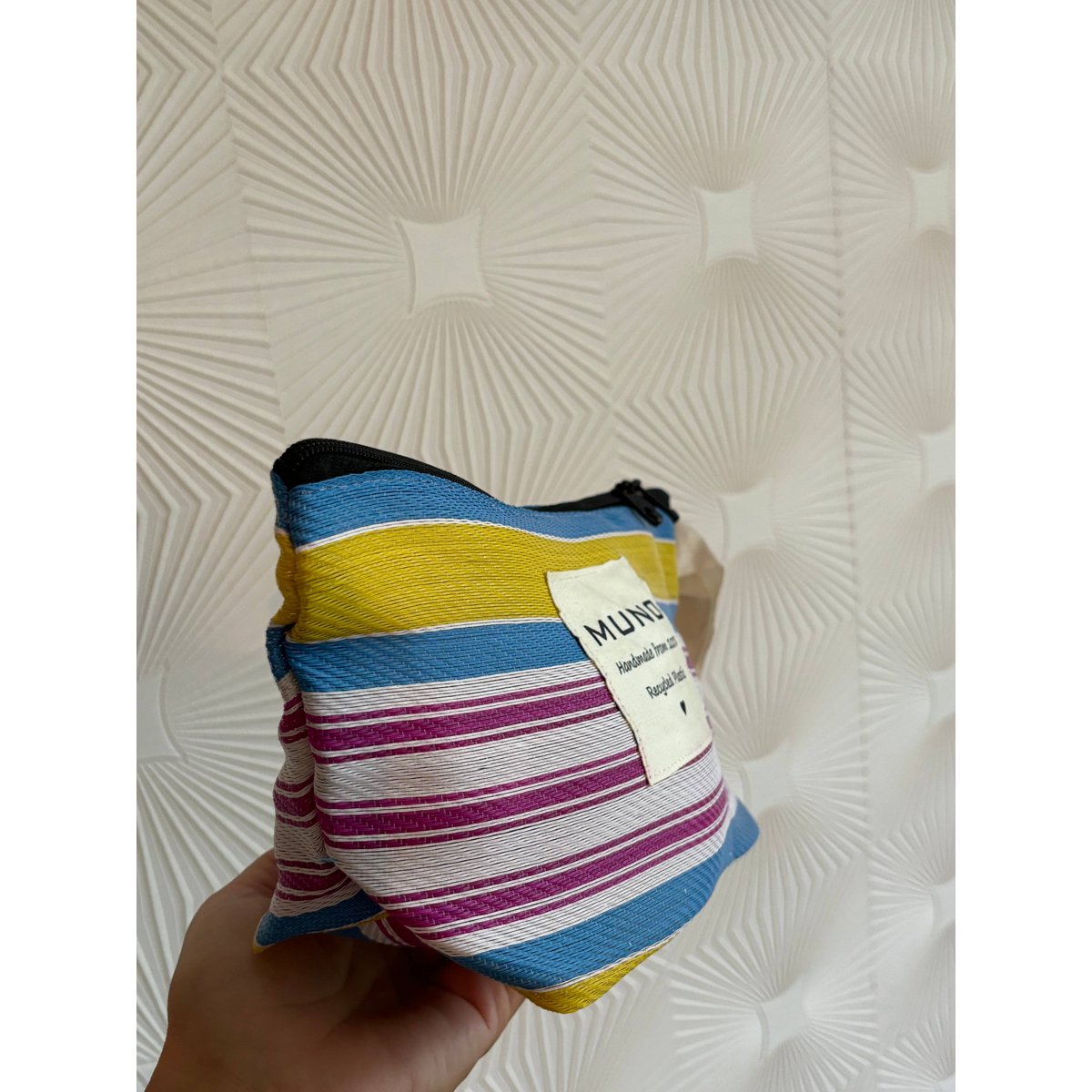 Bolsa de nylon reciclada hecha a mano