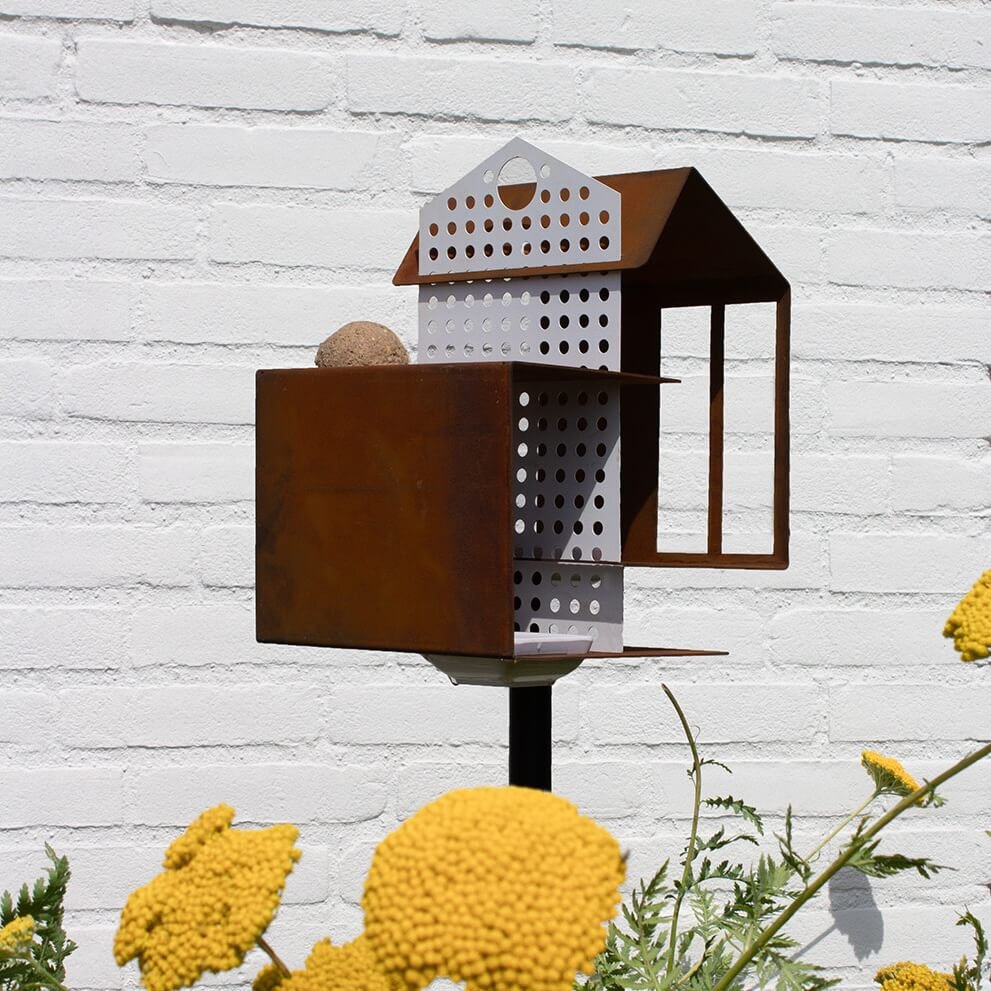 Tweet House - Bird Feed House on Pole - Cortenstaal