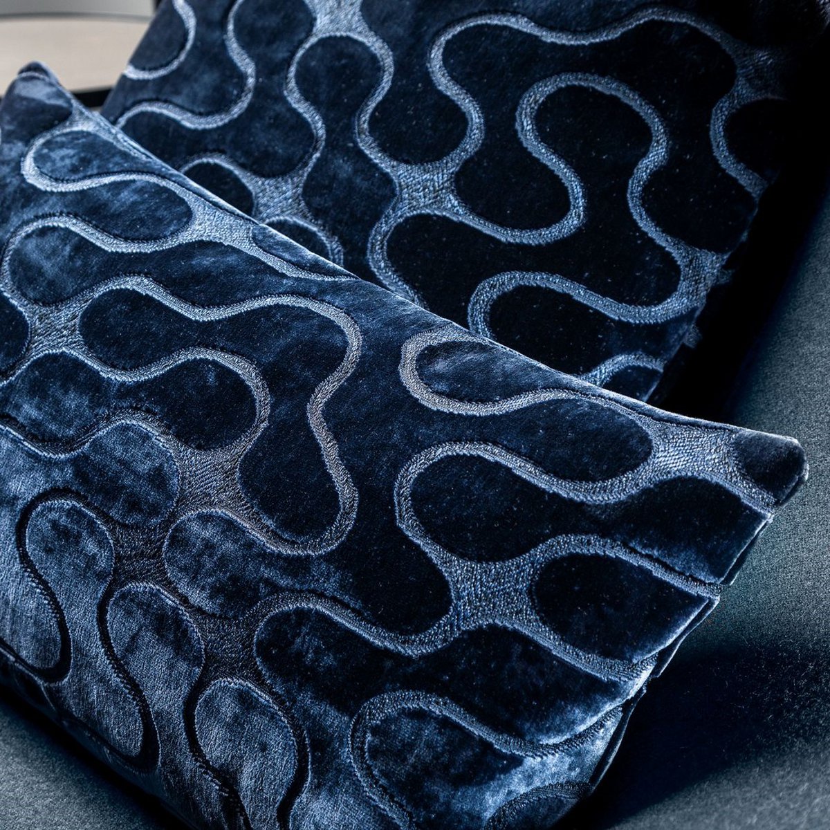 NADINE | Cushion | 30x50 cm Insignia Blue | Blue | Hoii | With luxury inner cushion