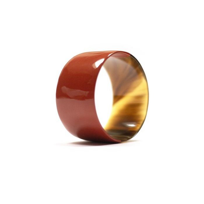 Brick red lacquered bracelet in Size L
