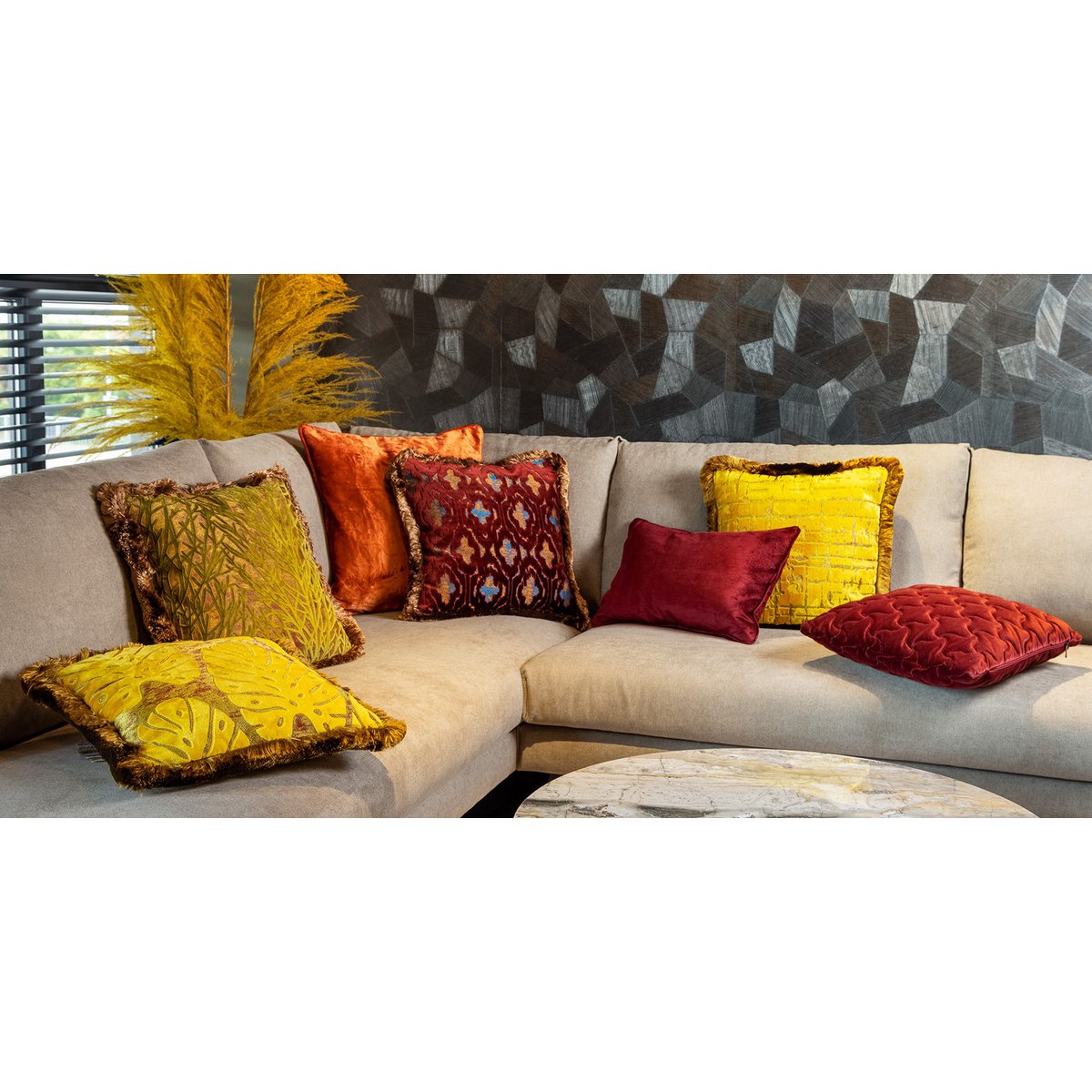 BIJOU | Cushion | 45x45 cm Merlot | Red | Hoii | With luxury inner cushion