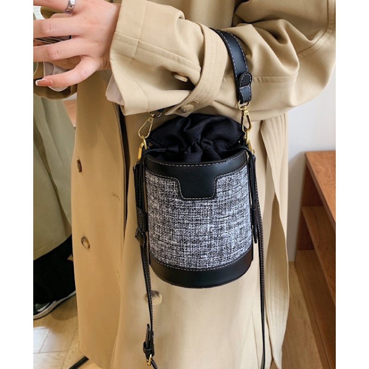AnBeck Small Bucket Crossbody-håndtaske (2 farvemuligheder)