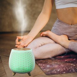 USB Ultrasonic Diffuser – Lina – Flerfarvet LED-belysning – Moderne og diskret – Dekorationsgave-idé