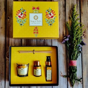 Giftbox Tuberose Jasmine met Geurstokjes, Geurkaars en Roomspray - Song of India