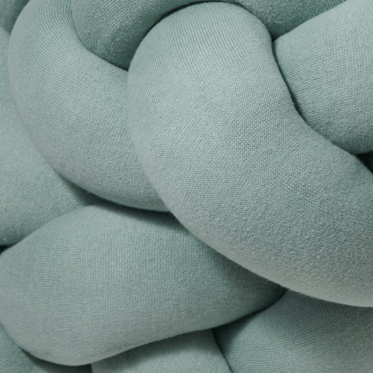 Mint braided bed bumper knitted