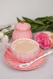 Royal Rose tazza con piattino rosa con bordo dorato 200 ml Isabelle Rose