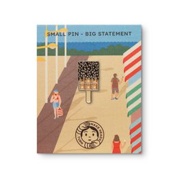 Enamel Pin "Seaside Waffle"