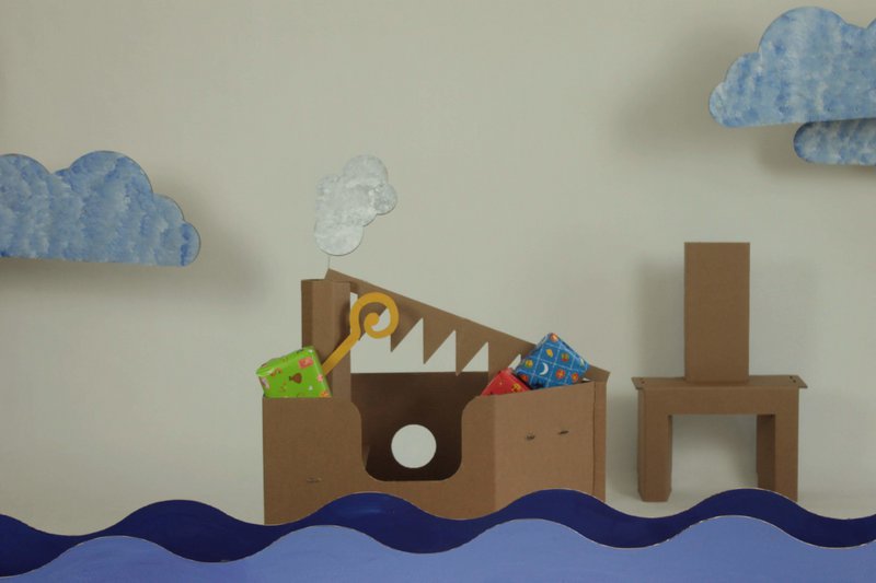 Barco de cartón