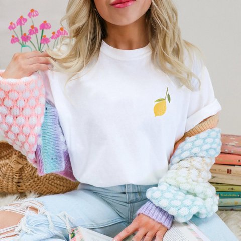 T-Shirt Zitrone BIOBAUMWOLLE Kleine Limone - Geschenk Sommer Shirt Cottagecore Obst