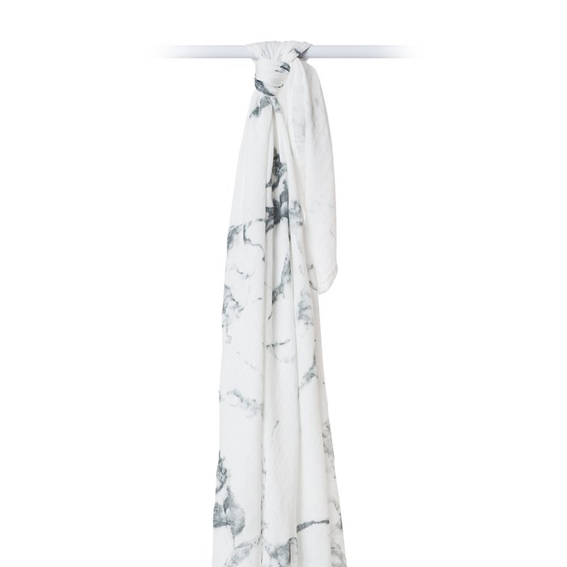Lulujo swaddle bamboo 120x120 - Marble