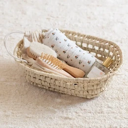 Oval palm leaf basket 🏡
