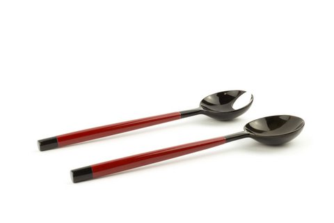 Small crab claw-shaped round cutlery with red lacquer