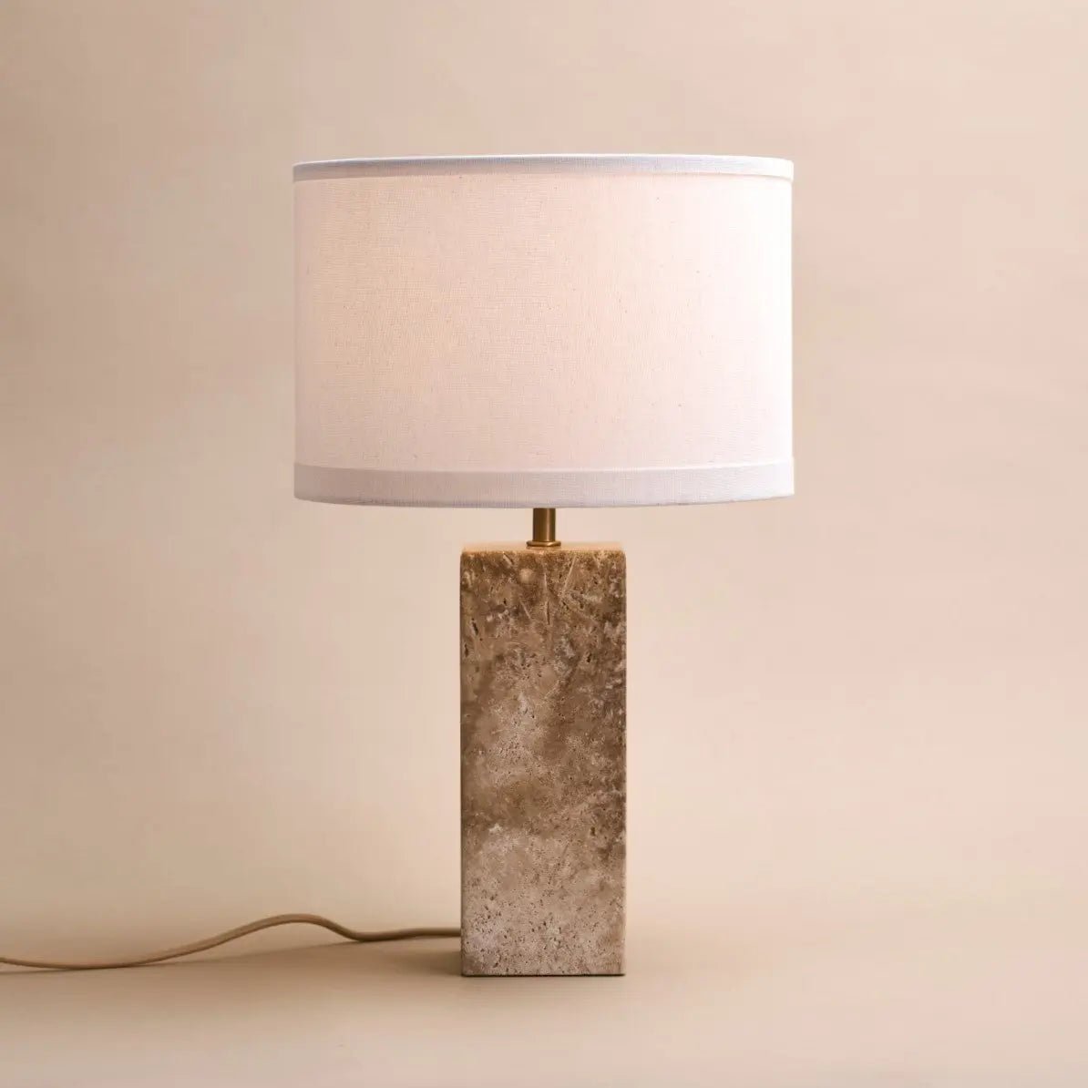 Lampada in travertino Rosie