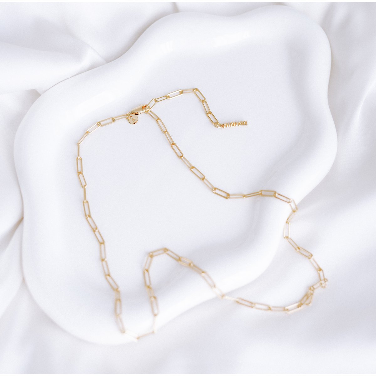 Everlink Mama Chain Y Link Chain met Mama Charm Limited Edition Lettering