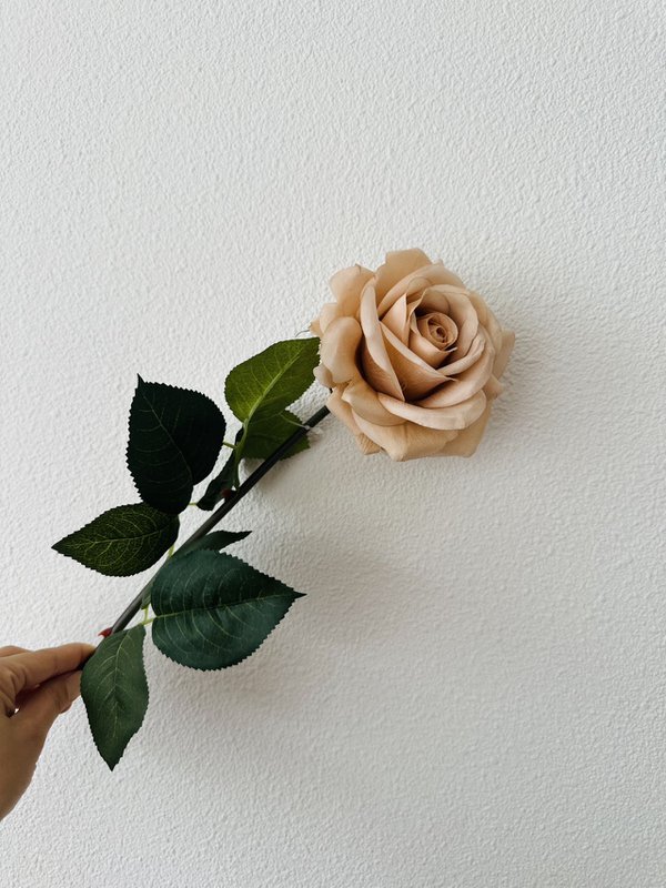QMF Hand Touch Rose72cm Champagne 2PZ