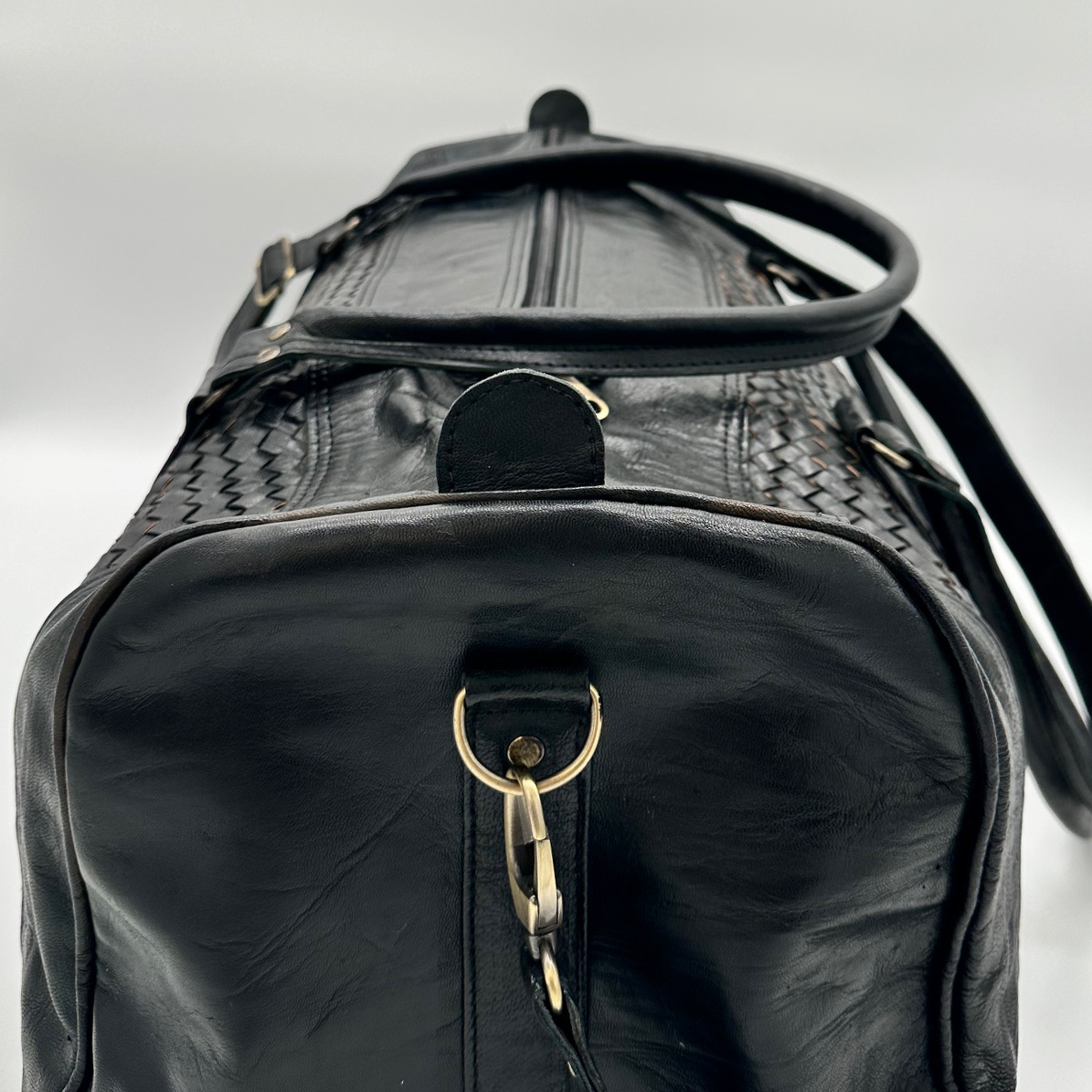 Classy Wonder Black-handmade lederen reistas