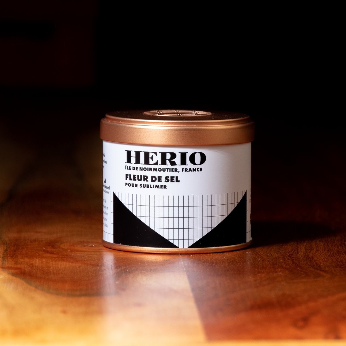 Traditional fleur de sel from Noirmoutier