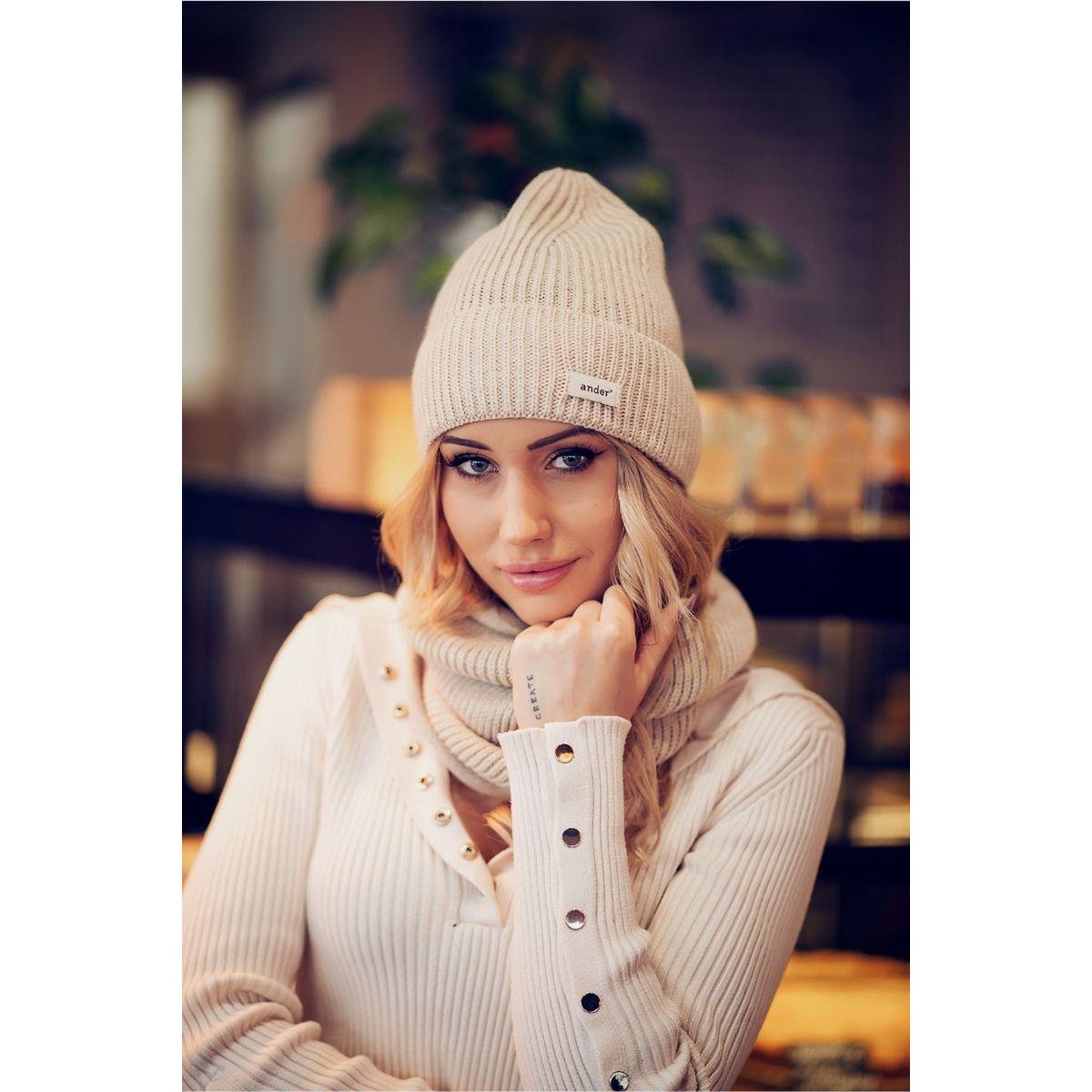 Hat and scarf with SESIL wool - BEIGE