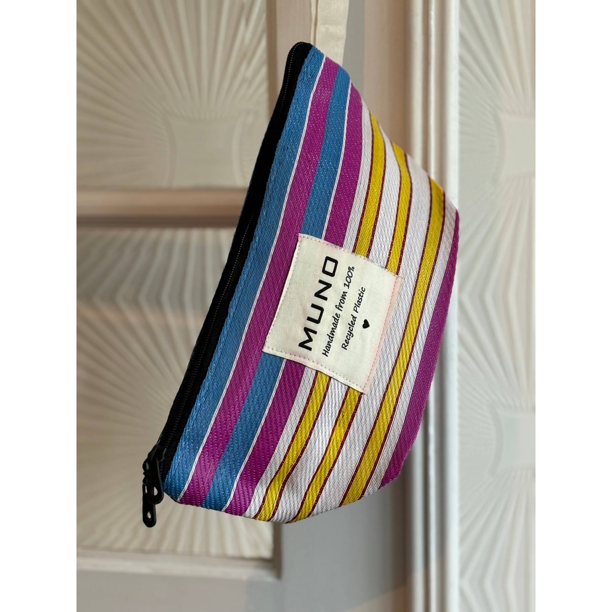 Bolsa de nylon reciclada hecha a mano