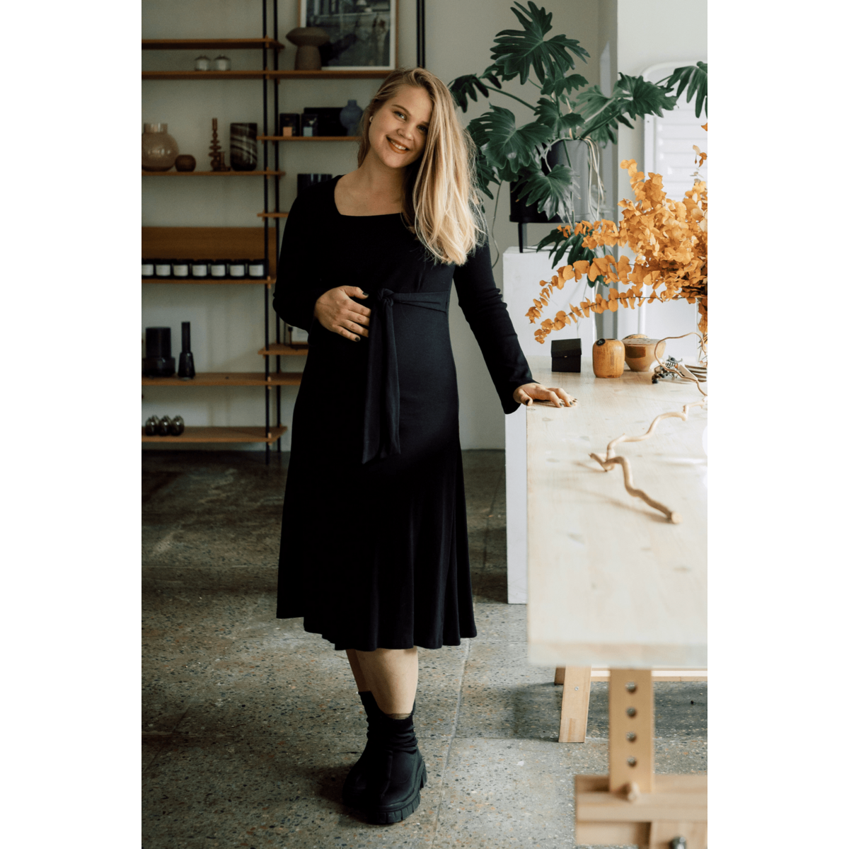 Vestido de maternidad y lactancia de tisu, negro