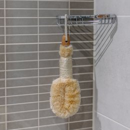 Sisal body brush