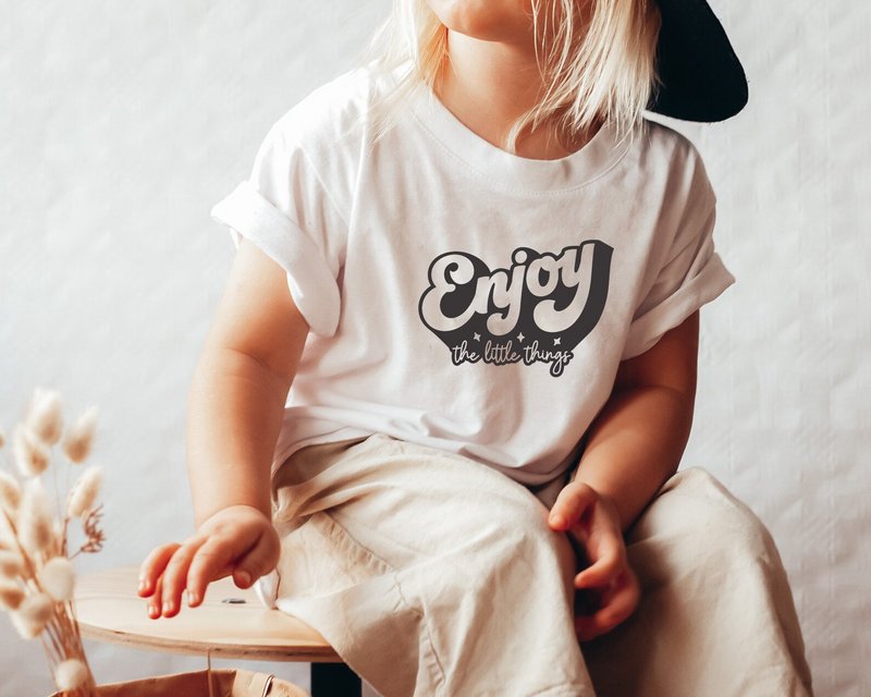 Kids T-shirt • Enjoy The Little Things