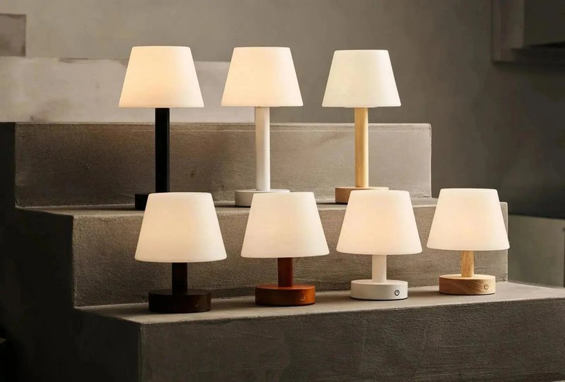 Zoë Witte Houten Oplaadbare Tafellamp