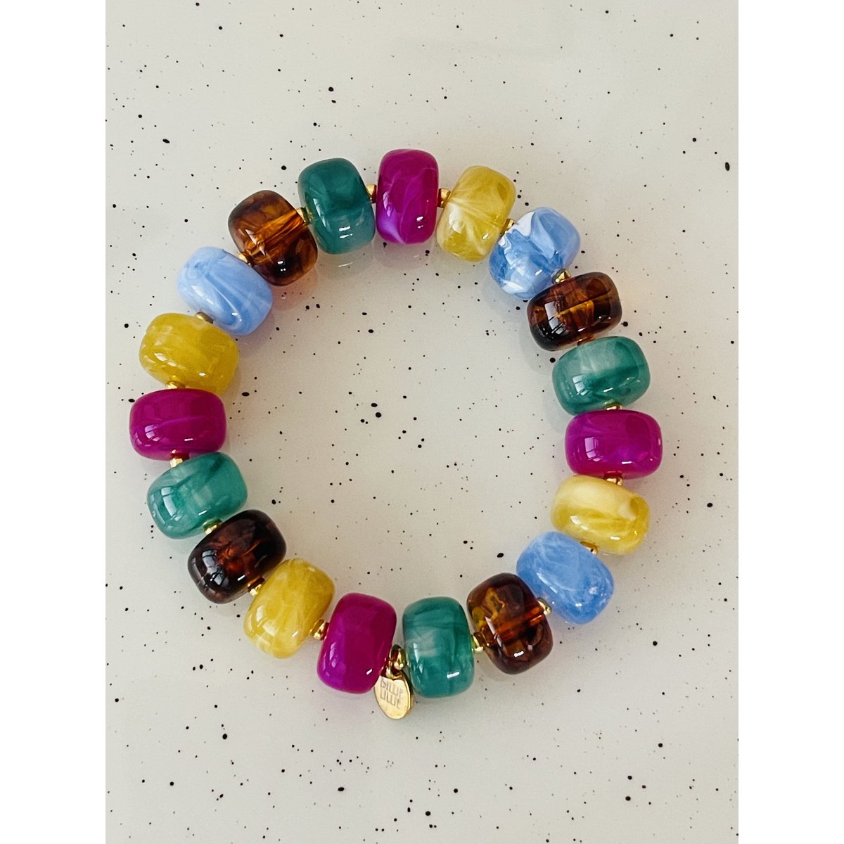 Armband-Statement-Farben