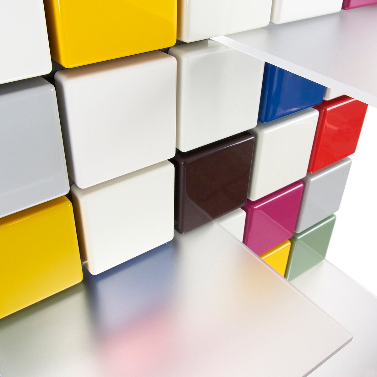 Confetti shelf system - C13