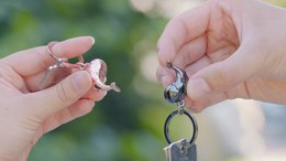 "Moby" whales keychain - romantic partner gift - two keychains for couples girlfriends sisters