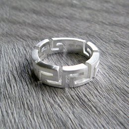 R 684, ring, sølv