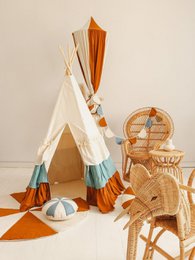 Tipi "Circus" met ruches en bruin-beige mat