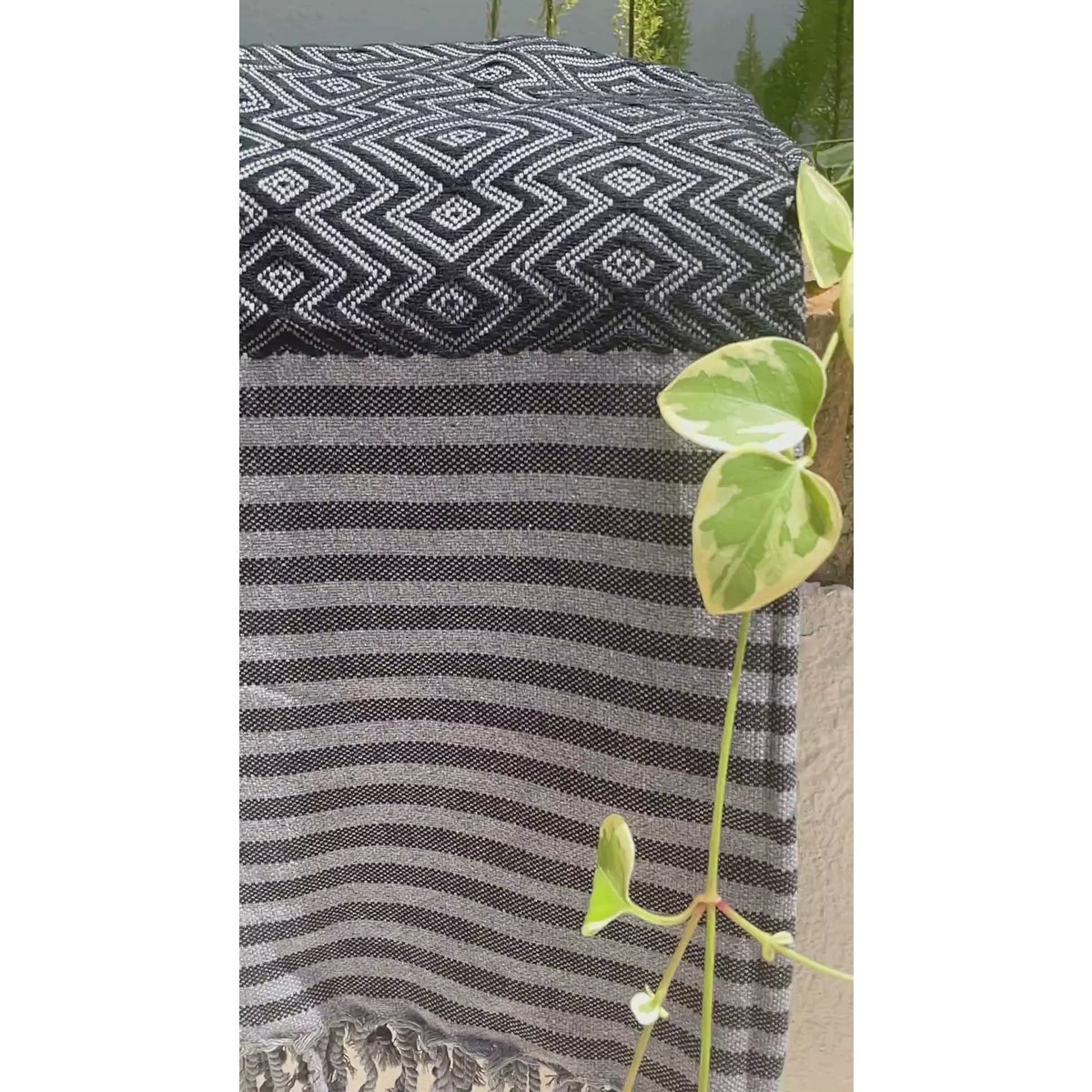 Telo mare SAHARA in cotone Hammam – Senza sabbia – Nero (180x100 cm)