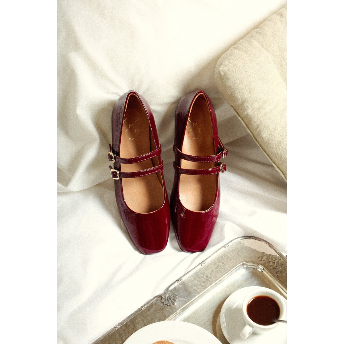CANDY RED CHERRY – Mary-Jane-Ballerinas mit Doppelriemen