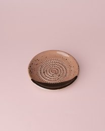 Small Ceramic Garlic Grater Plate – Ideal for Gifting / CHOCOLATE