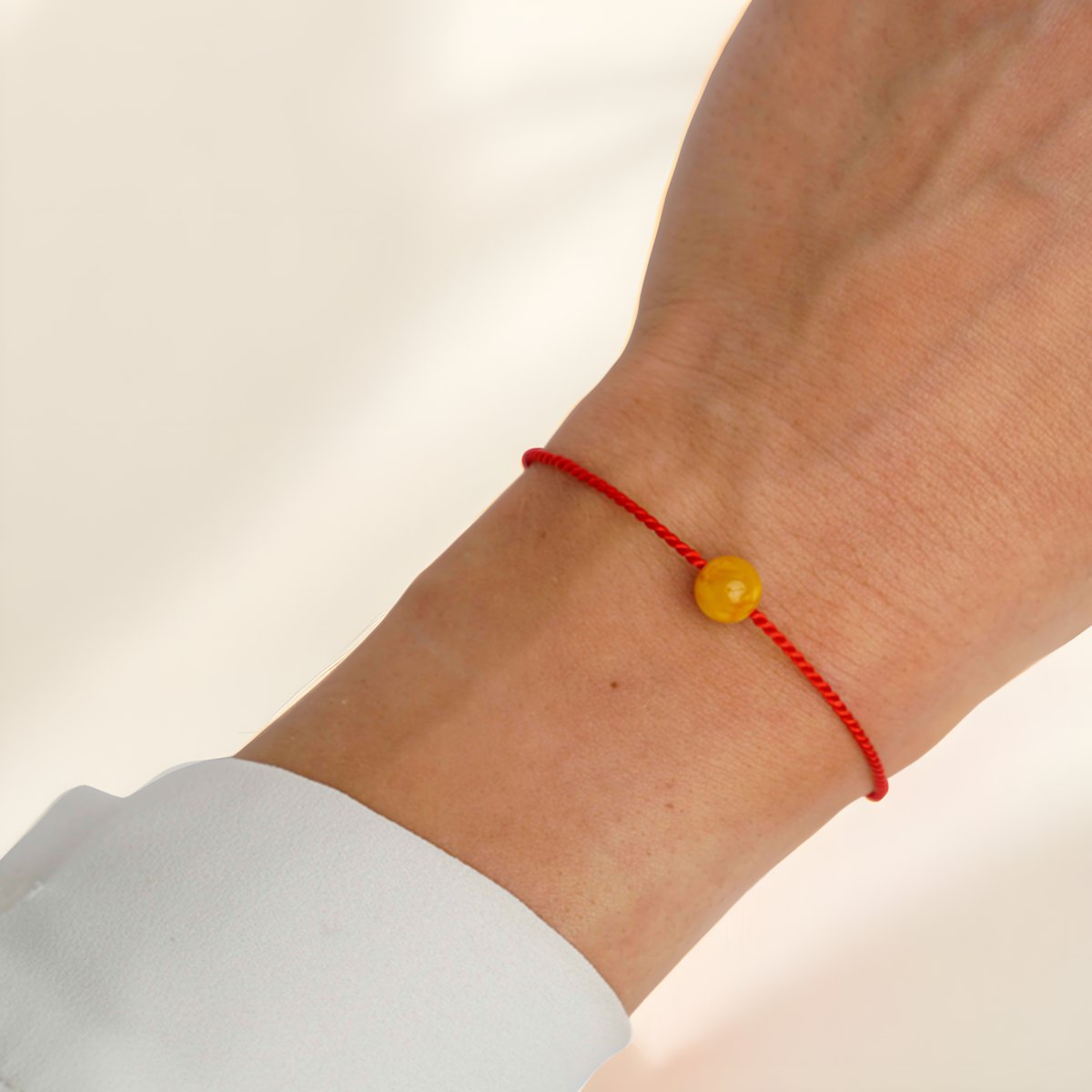 Brazalete de brillo carmesí