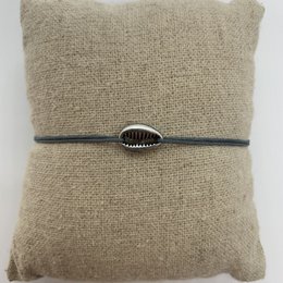 Small Silver Shell Bracelet