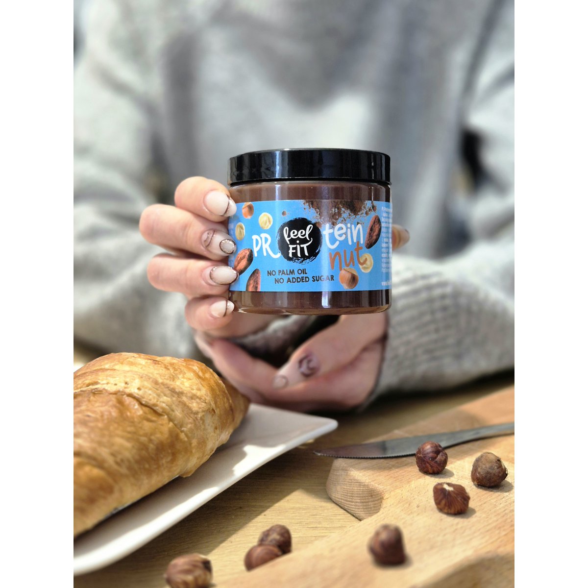 Feel fit Protein-Nuss-Kakao-Haselnuss-Aufstrich, Proteincreme 17 %, ohne Zuckerzusatz, ohne Palmöl, 200 g