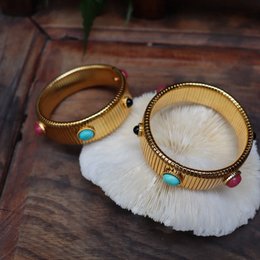 Bracelet extensible en pierre colorée côtelé vintage