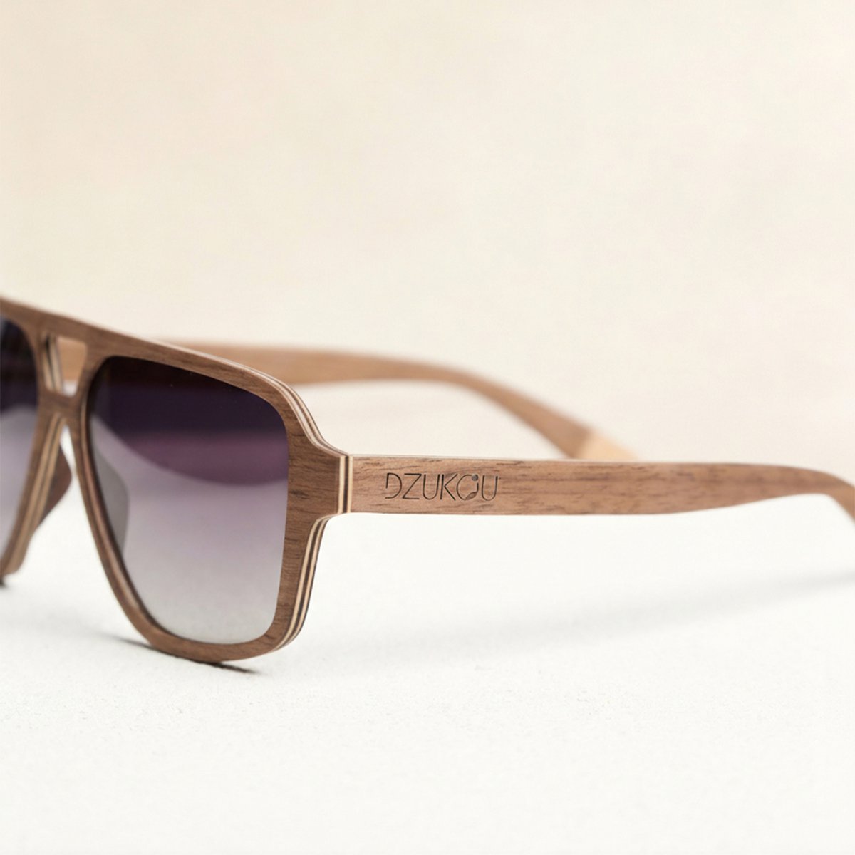 Houten Zonnebril voor Heren – Gepolariseerd UV400 – Walnoothouten Frame