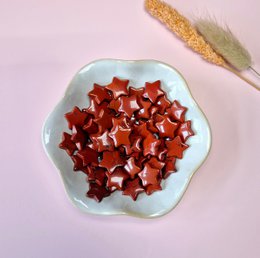 Gemstone red jasper mini star (1.5 cm)