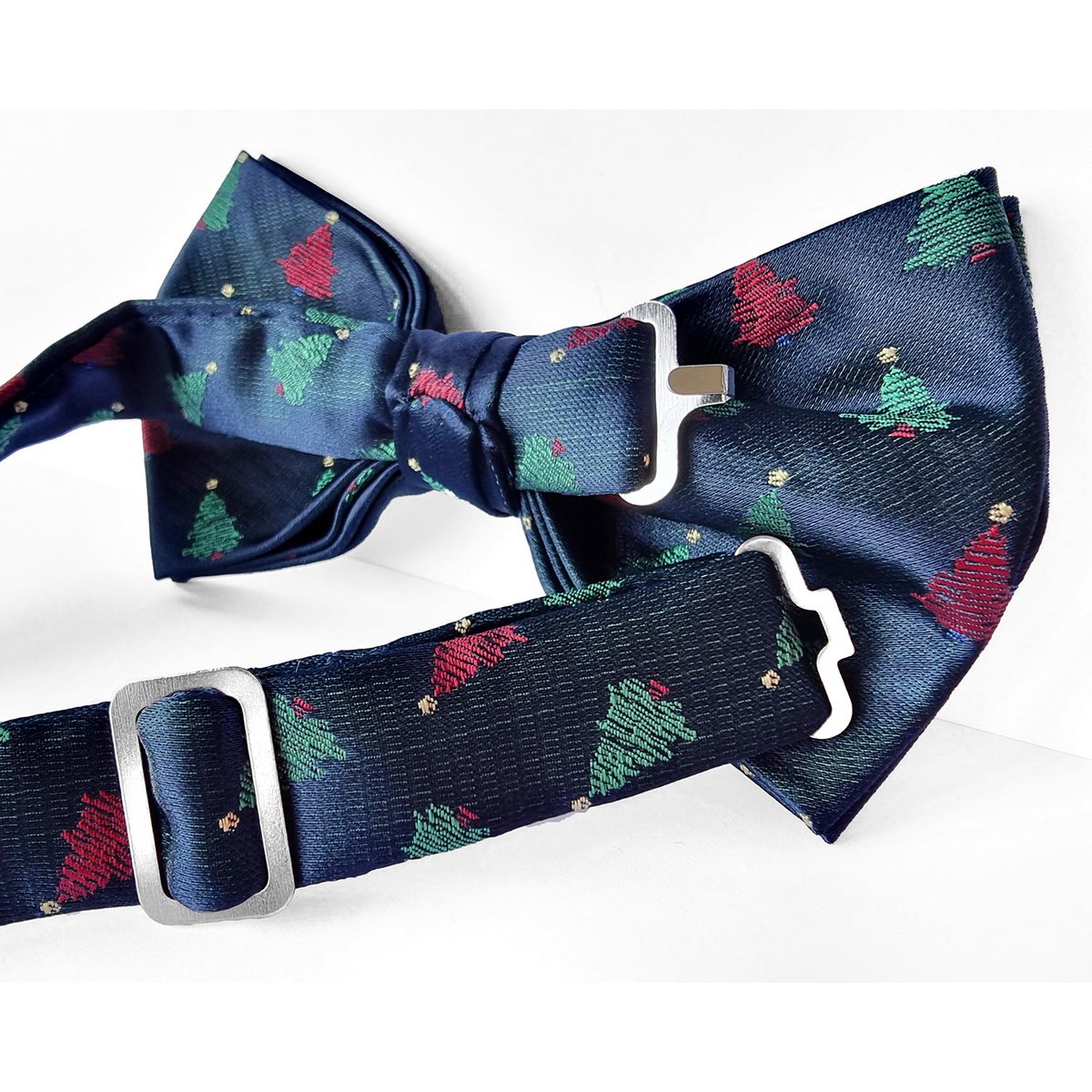 Vlinderdas - Blauw met rode en groene kerstbomen
