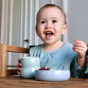 Children's tableware set (cup and bowl)