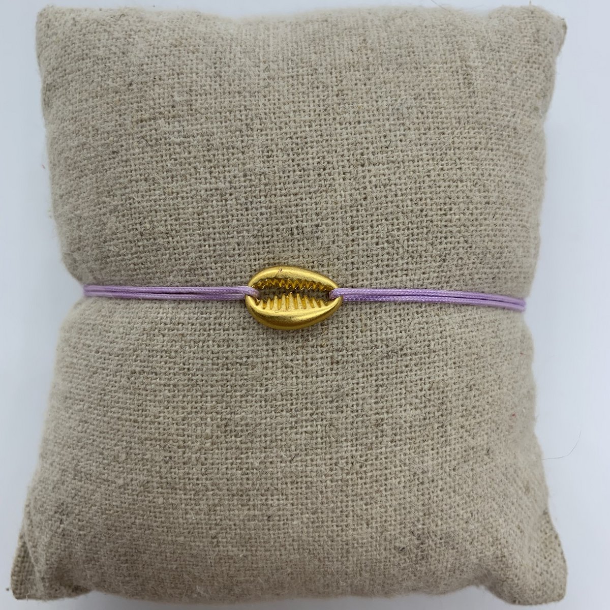 Pulsera Pequeña Concha Dorada
