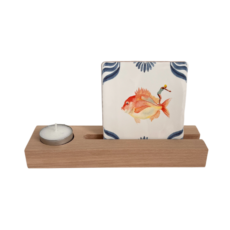 Wooden tile holder for tea light