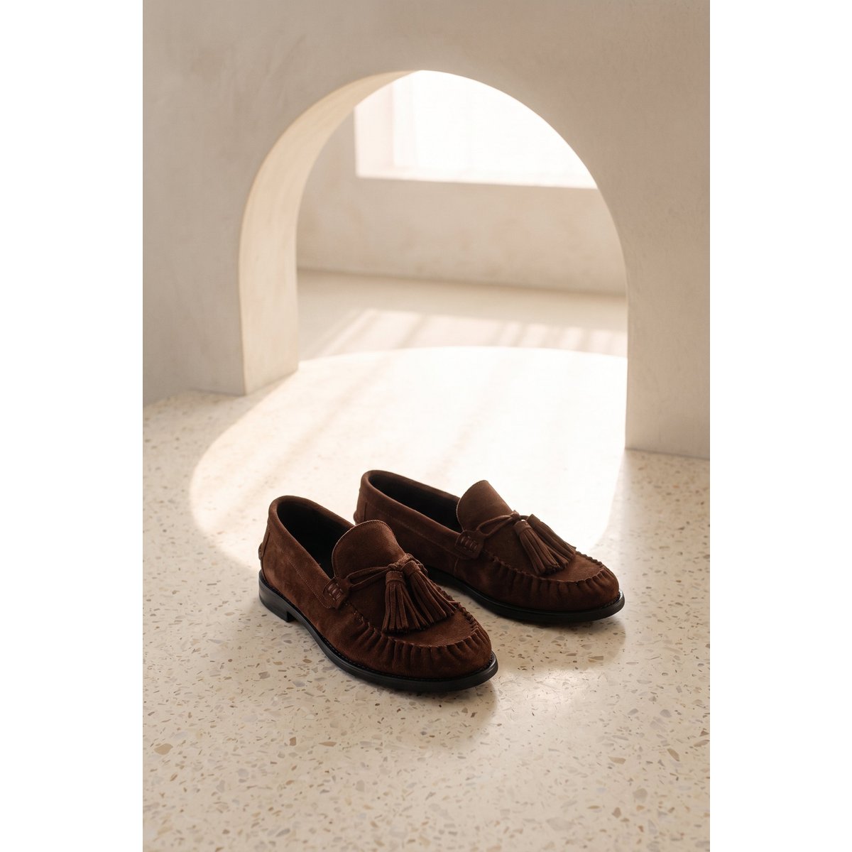 VINCI CHOCOLATE – Wildleder-Loafer mit Fransen und Quasten
