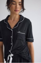Bambus-Hemd-Shorts-Set in Schwarz